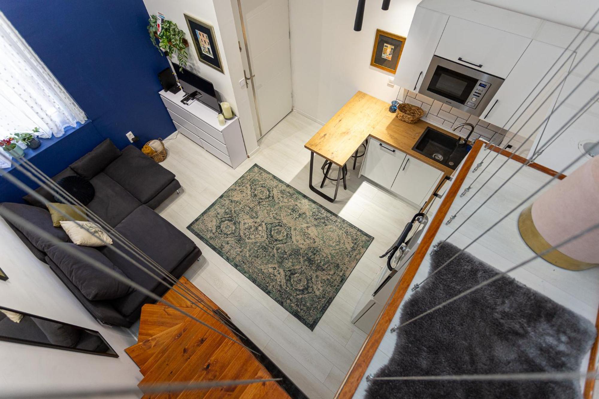 Cozy Corner Apartment
